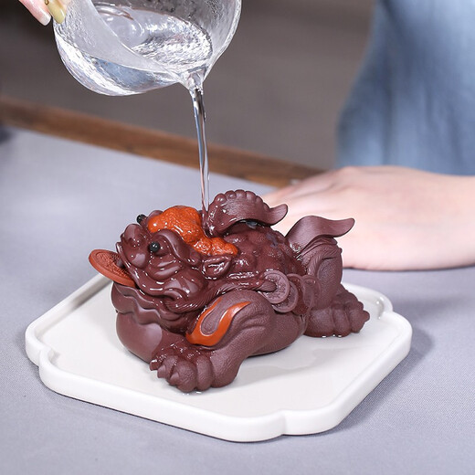 Zilaishun purple sand tea pet ornaments biting coins golden toad large can support the family kung fu tea set good luck in the head good luck in the head