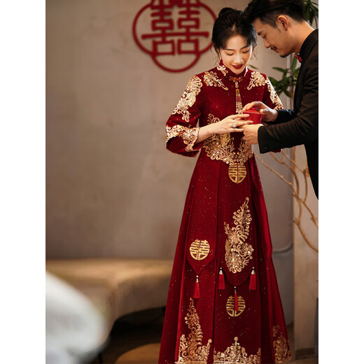Ai Feilin new Chinese toasting dress cheongsam 2025 new burgundy Xiuhe dress bride wedding long-sleeved high waist slimming belly covering light Xiuhe dress 80 M