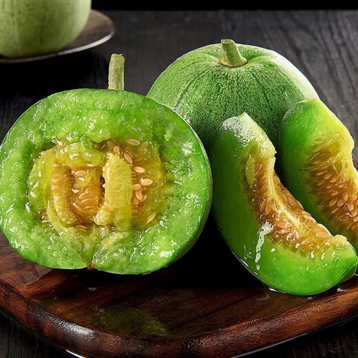 Emerald melon seeds thin-skinned super sweet cantaloupe seeds spring green-skinned four-season crisp melon early-maturing cantaloupe seeds original 3 packs of about 180 capsules