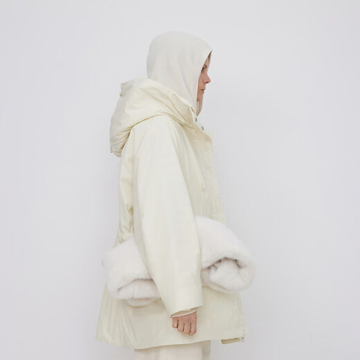 Moins de veste de canard blanc d'hiver pour les femmes chaudes décontractées en vrac en vrac à la veste vers le bas en milieu de longueur 2NAC12610 123 / lait blanc l