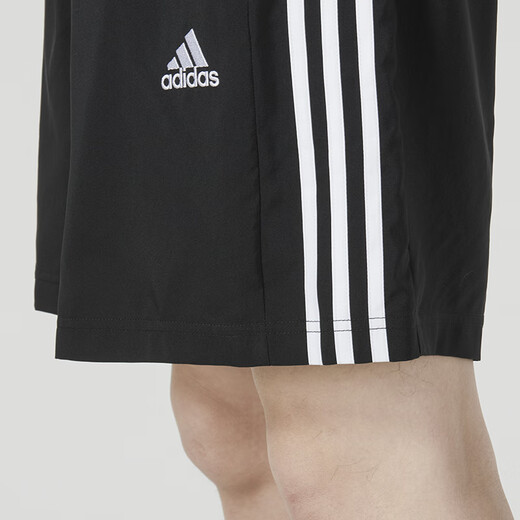 阿迪达斯（adidas）男裤子 25夏新款运动裤跑步健身训练短裤快干透气休闲宽松五分裤 IC1484/经典黑/经典三条纹 XL 10072263280253 185