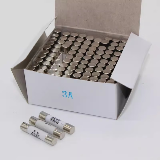 R055 ceramic fuse tube 5x25mm fuse 0.5A 1A 2A 3A 4A 6A 13A 16A 20A R055 ceramic 5x25mm 6A (100 pieces/box)