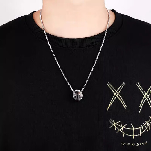 QMXD engraved titanium steel necklace men's trendy hip-hop high-end men's pendant trendy brand versatile clavicle chain handsome accessories necklace