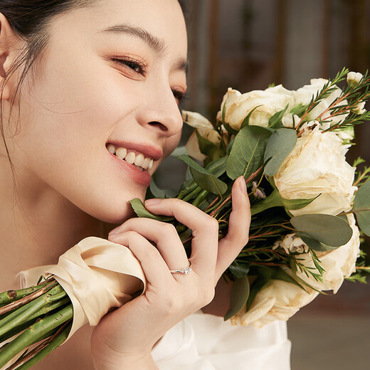 Saturday Fortune Diamond Ring Female Proposal W0210444 32 minutes in total, about 30 minutes I-J/SI main diamond No. 11 New Year’s birthday gift