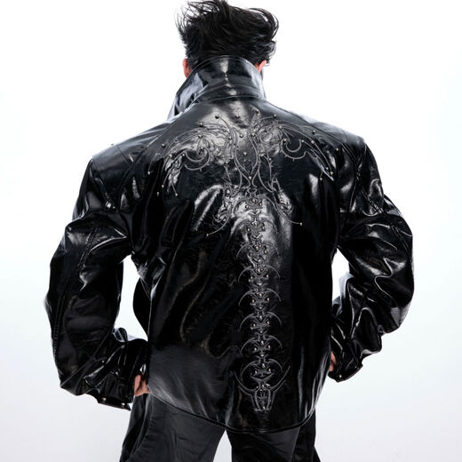 CulturE thorny ridge heavy industry spine rivet embroidered leather jacket glossy texture jacket 唼黑 S S