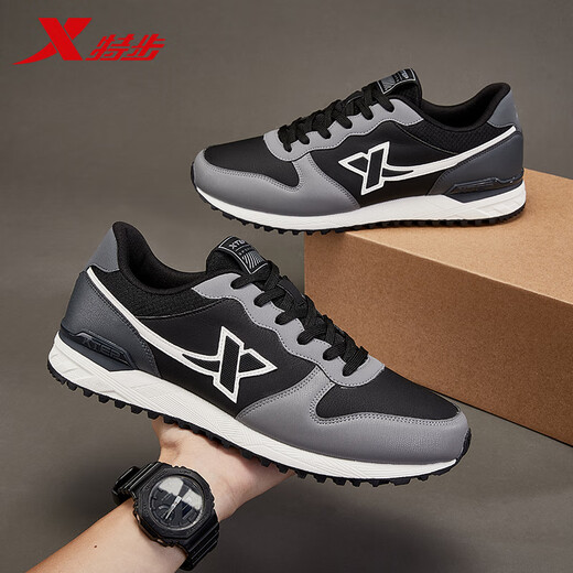 Sneakers de chaussures pour hommes XPE