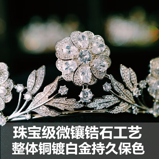 
DL 1998520 Valentine's Day Gift Fat Donglai Quality Crown French Template Bride Coming Ceremony Wedding Gown Wedding Dress Silver Three-Piece Set Crown + Necklace