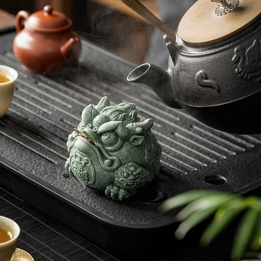 Earth Story Green Sandstone Tea Pet Ornaments Boutique Can Raise Golden Toads Chinese Tea Table Tea Set Lucky Three-legged Toad Tea Table Small Decoration Green Sandstone Tongbao Golden Toad