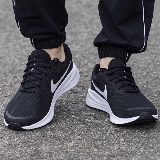 
Nike official ship store men's shoes spring new sports shoes REVOLUTION 7 mesh breathable light running shoes DA1105-101/QUEST4/white and blue 41