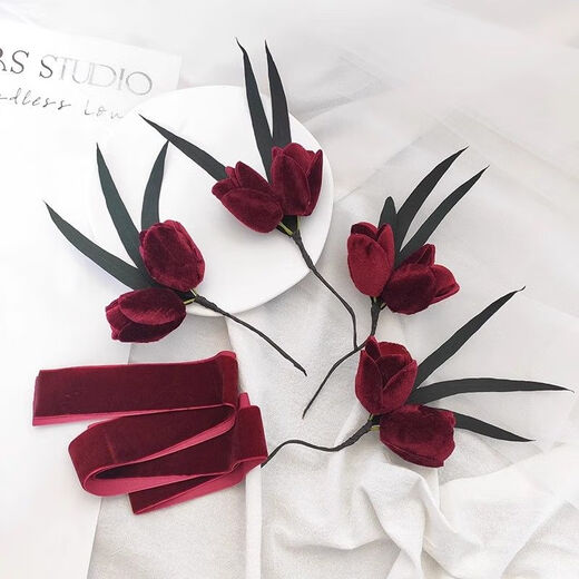 Haiyiduo Velvet Flower Bride Suit Bud Temperamento simple Vestido de novia Accesorios para el cabello Rojo Ropa Tosta Tatal Tatal de la nueces Velvet de terciopelo Flor roja [Diadema + cuatro 8 flores]
