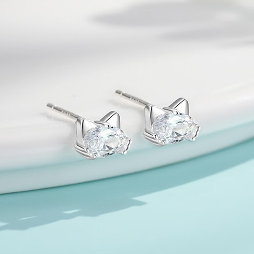 Holycat Cat in Arms 999 pure silver single diamond kitten earrings girl birthday gift pierced earrings versatile women's ear jewelry 999 silver single diamond kitten earrings pair