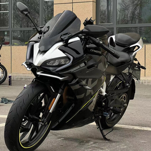 T/C second-hand Chunfeng 250SR sports car electric spray water-cooled motorcycle imitation track version motorcycle transfer can be registered White