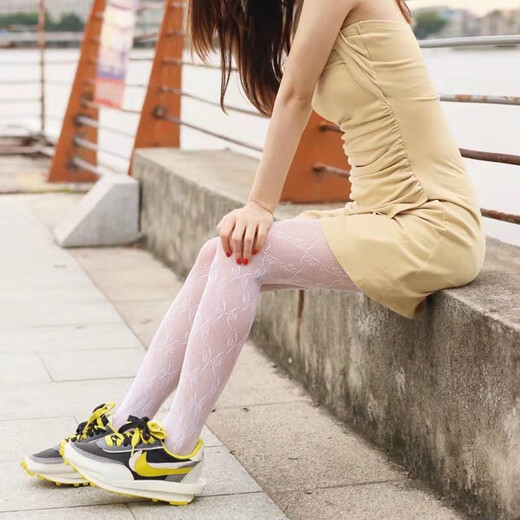 耐克（NIKE）Sacai Undercover高桥盾联名灰黑黄跑鞋 -300-600海外直邮 DJ4877-600 36.5