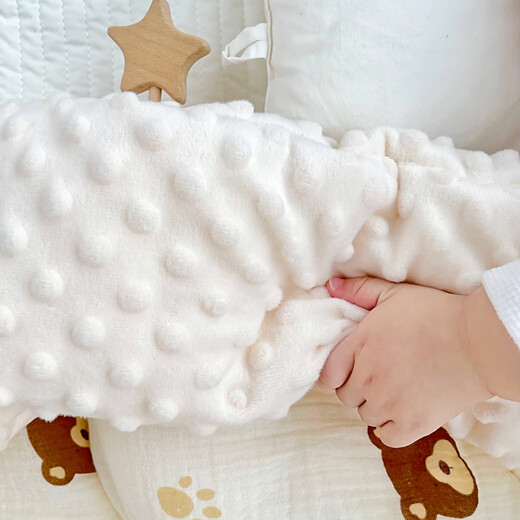 Cotton++ (Cotton++) Doudou quilt baby quilt cover quilt Class A newborn child kindergarten special nap blanket Footprint bear autumn and winter cotton 110*120 [Class A cotton]