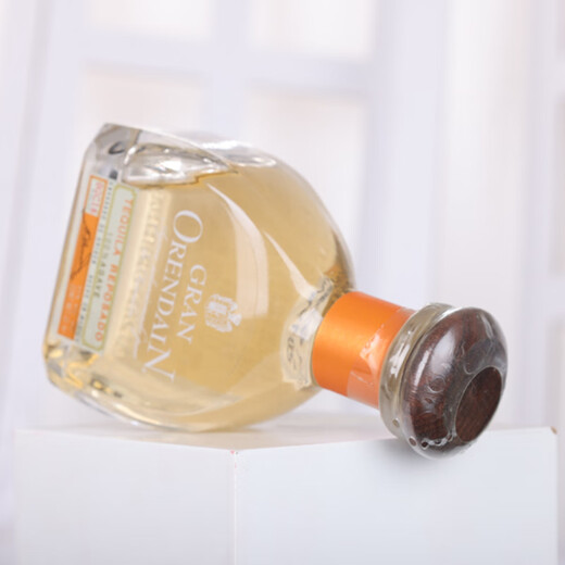 
Yege Bailitian Vodka Whisky Rum Small Bottle Wine Edition Cocktail Convenience Store Bartending Ou Shuai Collect Gold Label Tequila 50ml*1 Bottle