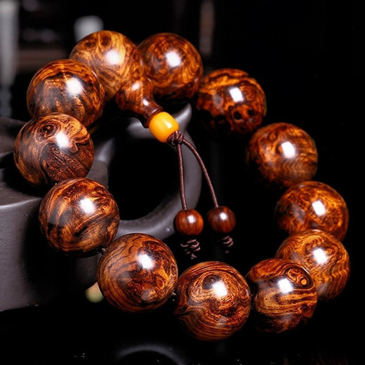 Lijiang Hainan Huanghuali Bracelet with galls and scars full of water ripples, sea yellow galls and scars, old material for men and women, old material, cross-eyed rosary beads 520 gifts for boyfriends, avocado old material, sea yellow with scars, 18mm 13 pieces