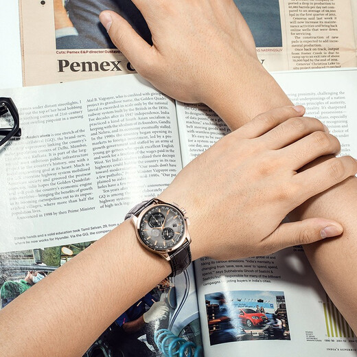 CITIZEN Eco-Drive Multi-function Automatic Time Adjustment Leather/Steel Strap Business Casual Fashion Men's Watch for Your Boyfriend AT8113-12H