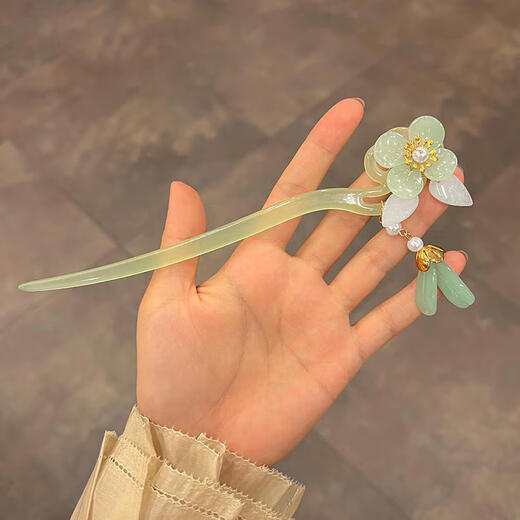 Wanbaozi ancient style tassel imitation jade hairpin plate plate hair new Chinese Hanfu finely carved headwear daily hair extensions ancient costume hairpins for women picture style