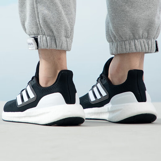 阿迪达斯 （adidas）男鞋运动鞋2025年秋季低帮运动鞋透气减震耐磨休闲鞋跑步鞋 IF4839/黑白 40