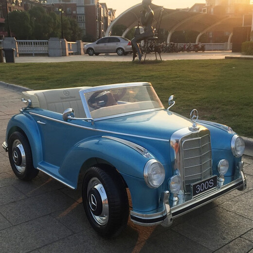 Harley-Bella Mercedes-Benz authorized classic car children's electric car four-wheel with remote control can sit on the baby toy child car beige remote control swing self-driving soft tire leather seat