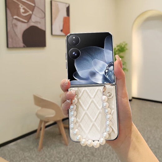 Taras is suitable for Xiaomi mix flip mobile phone case folding screen MIX Flip diamond plaid bracelet style anti-fall protection case Diamond plaid bracelet style