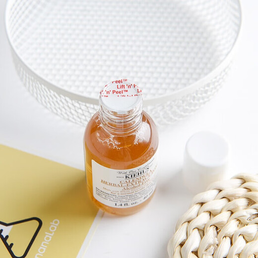 Kiehl's (Kiehl's) Calendula Toner Skin Care Products Hydrating and Moisturizing Lotion Softening Wet Compress Water Shrinks Pores and Soothes Skin Calendula Water 40ml