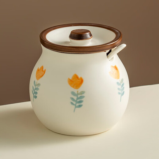 Onlycook lard jar ceramic high temperature resistant household chili oil jar with lid and spoon oil chili jar oil storage tank chili jar old-fashioned small yellow flower medium size (660ml with lid and small spoon)