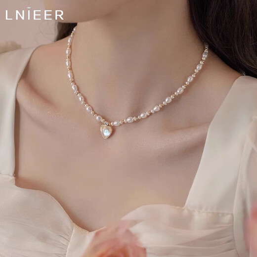 Lnieer Baroque Freshwater Pearl Necklace Women's Light Luxury Niche 2025 New Hot Style French Love Pendant Clavicle Chain Love Freshwater Pearl Necklace
