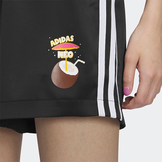Shorts adidas pour femmes 2025 Été Nouveau sport coulant fitness mode décontracté respirant shorts de cinq points IP3889 Black XS