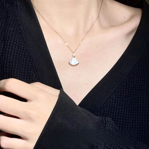 Fat Donglai's same style DL 1998 light luxury small skirt necklace 18k gold Chaumet platinum white mother-of-pearl small fan large rose gold with diamond white mother-of-pearl