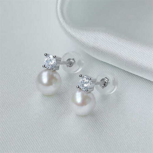 Queen of Pearls cost-effective Japanese Akoya pearl earrings round seawater pearl earrings birthday gift for women