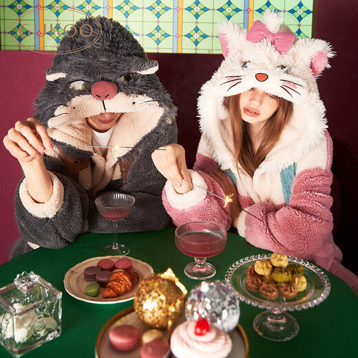 Gukoo Nightgown Couple Pajamas Women Autumn and Winter Mary Cat Coral Velvet Bathrobe Men's Home Clothing Mary Cat Women's Nightgown L
