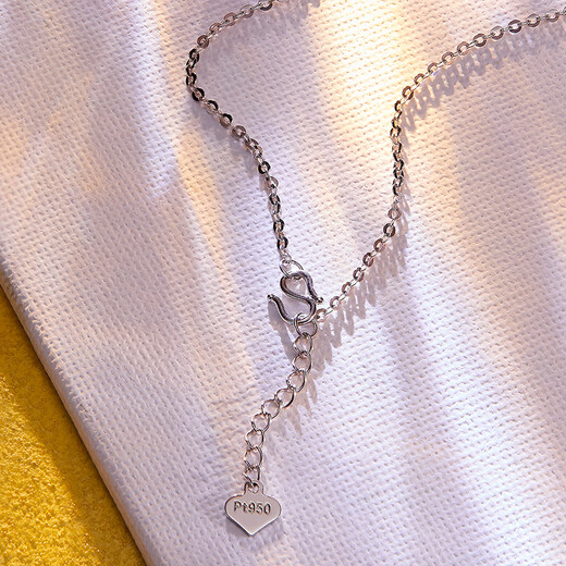 Pt.Charm goddess gift PT950 platinum pendant women's necklace as bright as stars set chain five-pointed star necklace pendant can be customized if it is not in stock. Take 3.8g as an example