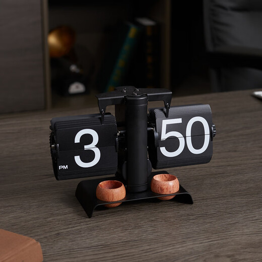 Creative automatic page-turning clock, retro living room ornaments, table clock, modern simple mechanical clock, pendulum clock, home decoration table clock, all black model with fragrant sandalwood (free battery and essential oil)