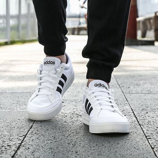 
Adidas new men's shoes sneakers summer low-top cushioning and anti-slip casual canvas shoes breathable and lightweight AW3889/small white shoes 43