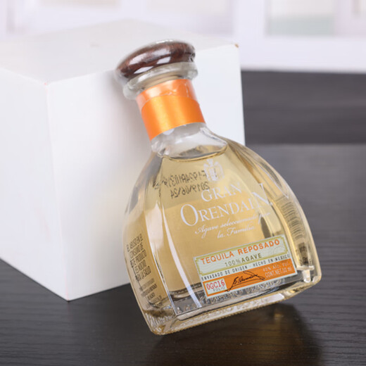 
Yege Bailitian Vodka Whisky Rum Small Bottle Wine Edition Cocktail Convenience Store Bartending Ou Shuai Collect Gold Label Tequila 50ml*1 Bottle