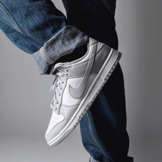 Nike (NIKE) Herren- und Damenschuhe, Paarschuhe, 25 neue wintertrendige DUNK-Sportsneaker, verschleißfeste und leichte Freizeitschuhe, Herrencode DD1391-103/Damencode DD1503-103 35,5 Kinder- und Damenschuhe