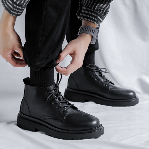 Botas de trabajo de motocicleta de otoño de KGV Martin Boots para hombres zapatos de cuero de alta mejora de estilo británico a mitad de la altura de los hombres.