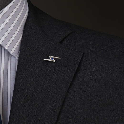 Kamallun (KAMALUN) brooch men's high-end silver lightning small collar pin collar buckle pin suit pin suit badge accessories for boyfriend lightning brooch + brand gift box [no lettering]