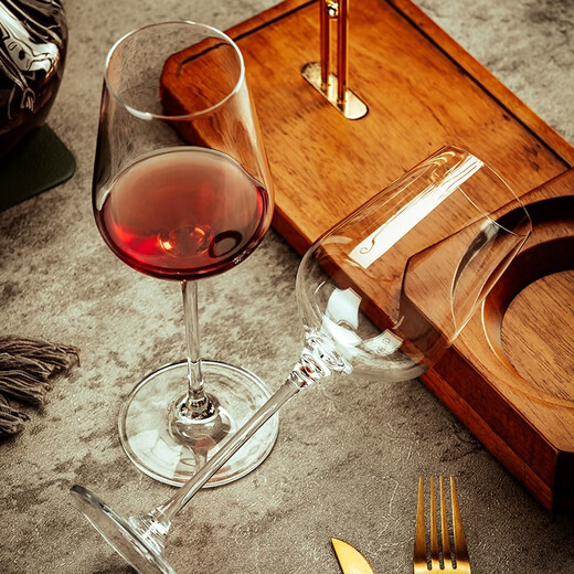 Velos high-end crystal red wine cup for home use all-in-one Burgundy goblet decanter set wine set for friends as a gift Burgundy wine glass eight-piece set 550ml