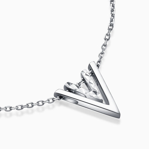 Pt.Charm platinum necklace women's Pt950 platinum necklace women's versatile personality O-shaped chain collarbone V-shaped set necklace Mother's Day spot 3.5-3.6 grams