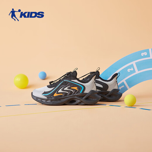 Chaussures de Jordan Boys Spring and Automne Big Child's Soft Sole Chaussures en cuir Chaussures de course en cuir - Tulle Gray / Silver-34