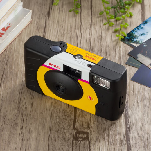 Kodak Disposable Film Camera Children's Camera Film Camera 39 Photos with Flash Contains Film