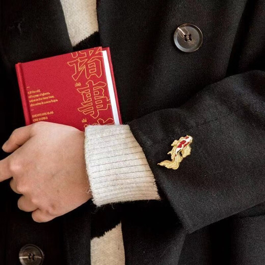 Chinese style crane and sacred deer brooch, retro lotus koi metal badge, men's and women's personalized creative brooch, Tengyun crane