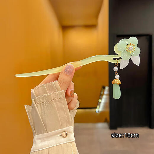 Wanbaozi ancient style tassel imitation jade hairpin plate plate hair new Chinese Hanfu finely carved headwear daily hair extensions ancient costume hairpins for women picture style