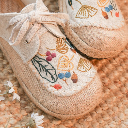 Kenniters neuer Stil von literarischen Leinen-Freizeitschuhen für Frauen im nationalen Stil der Frauen Sticked Schnürbaumwäsche Leinen Schuhe Alte Peking-Schuhe Hanffarbe 39 39
