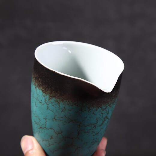 Tang Feng Ceramic Tea Strainer Household Retro Personalized Tea Strainer Kiln Transformed Tianmu Glaze Filter Tea Divider Kungfu Tea Strainer Dutch Tea Strainer (Green) + Luwu Justice Cup