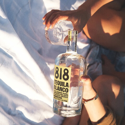 Jenner 818 Tequila Tequila Silver Label Tequila Base Wine 818 Tequila Jenner 818 Silver Tequila Whole Box 750ml 6 bouteilles