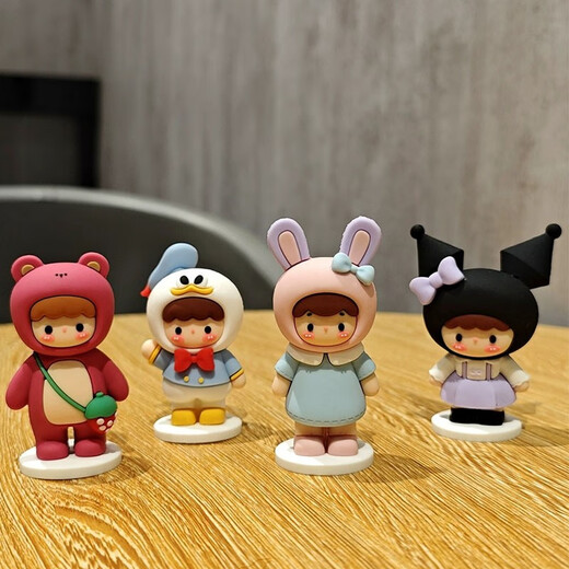 Gelun Cartoon Desktop Healing Healing Ornaments Pequeños Adornos Lindos Descuadados Heart Doll Car Office Mini Decoración de la fresa mochila Mochila Doll