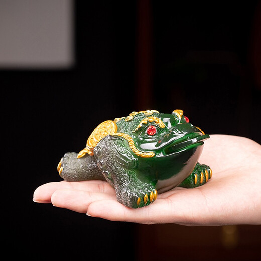 Feixiang tea pet ornaments, color-changing golden toad tea pet ornaments, tea set, toad tea art accessories, lucky toad tea pet tea play, golden golden toad